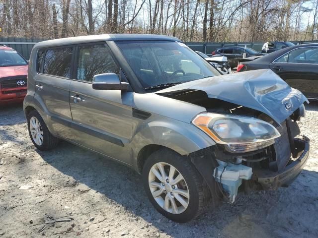 2013 KIA Soul +