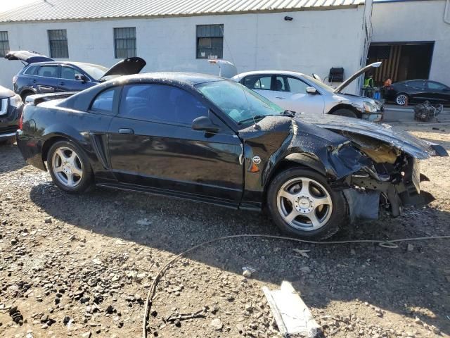 2004 Ford Mustang