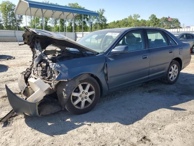 2000 Toyota Avalon XL