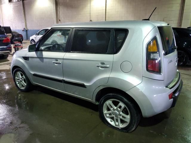 2011 KIA Soul +