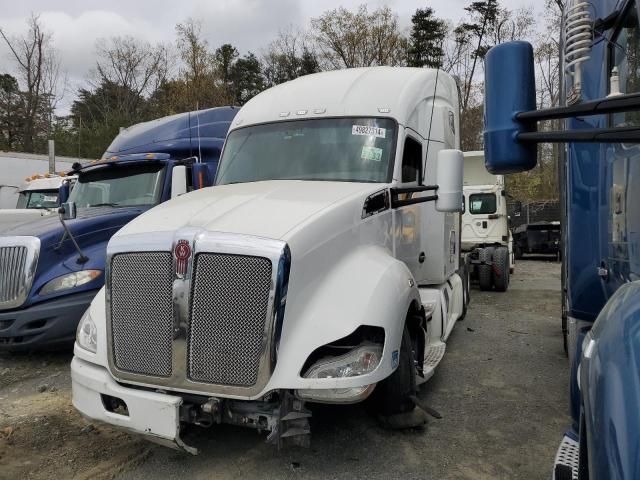 2019 Kenworth Construction T680