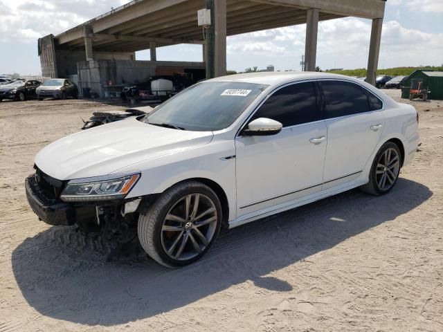 2017 Volkswagen Passat R-Line