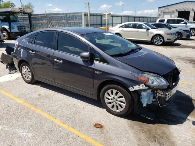 2014 Toyota Prius PLUG-IN