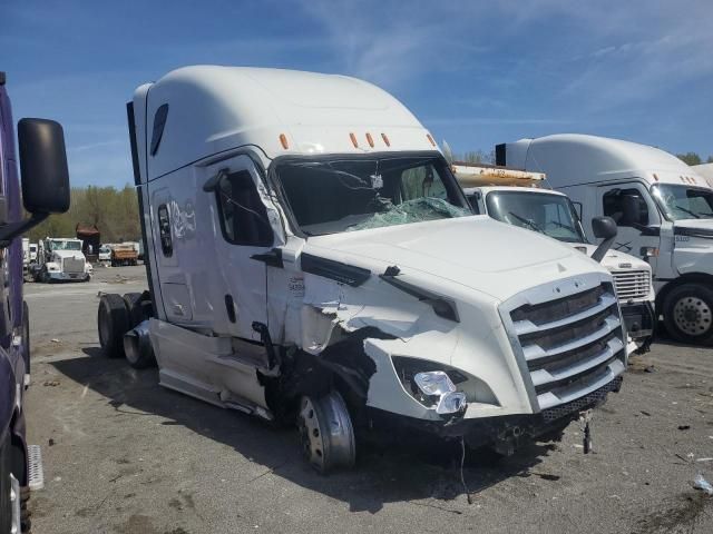 2022 Freightliner Cascadia 126