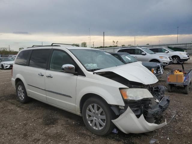 2012 Chrysler Town & Country Touring L