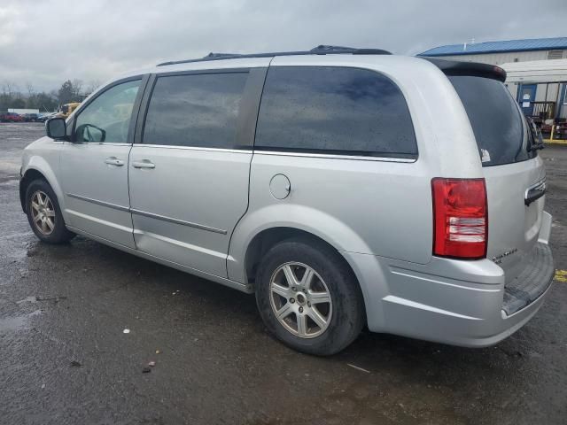 2010 Chrysler Town & Country Touring