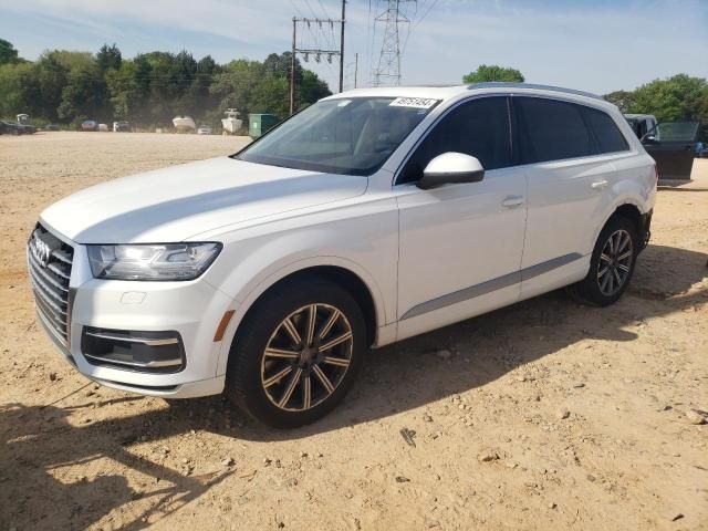 2019 Audi Q7 Premium Plus