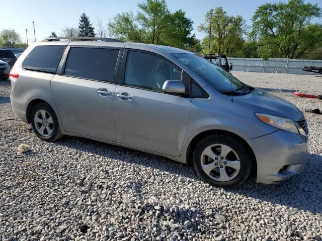 2011 Toyota Sienna LE