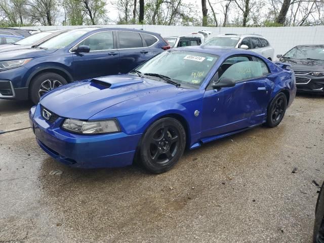 2004 Ford Mustang