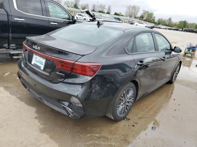 2023 KIA Forte GT Line