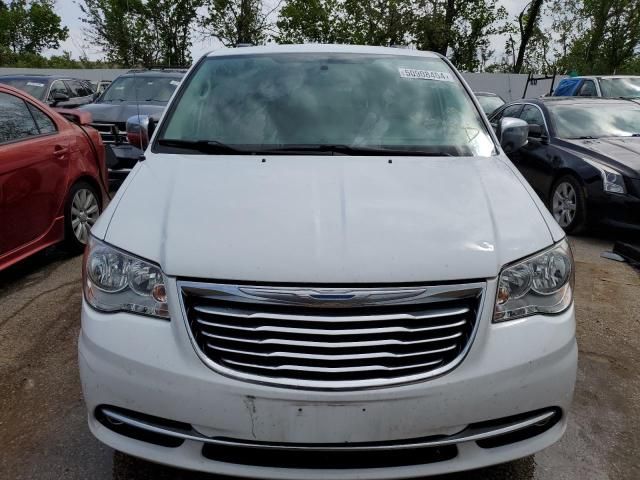 2015 Chrysler Town & Country Touring L