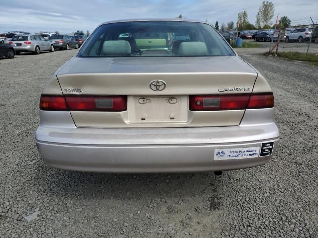 1999 Toyota Camry LE