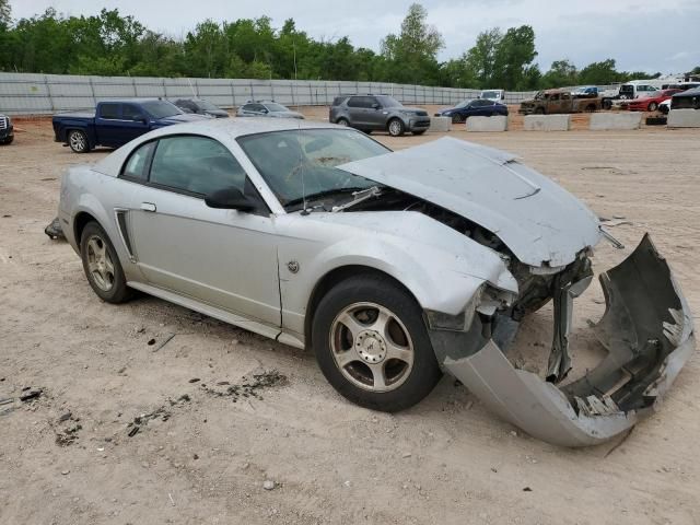 2004 Ford Mustang