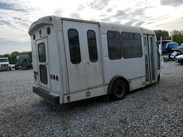 2022 Ford Econoline E350 Super Duty Cutaway Van