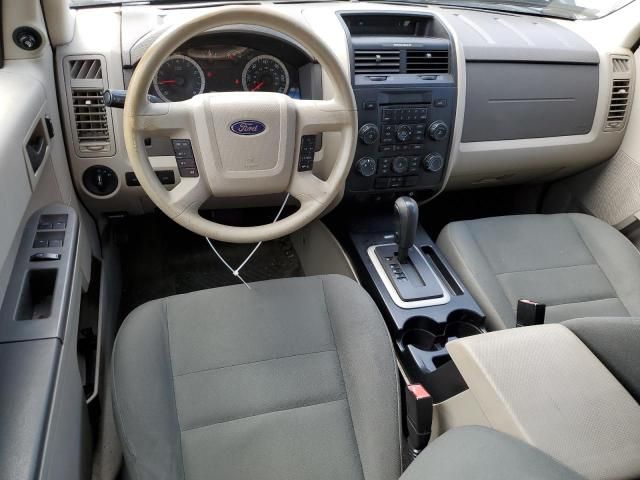 2011 Ford Escape XLS