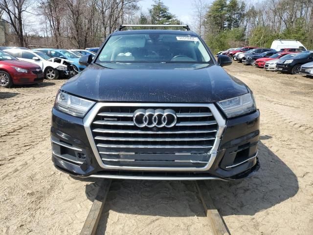 2019 Audi Q7 Premium Plus