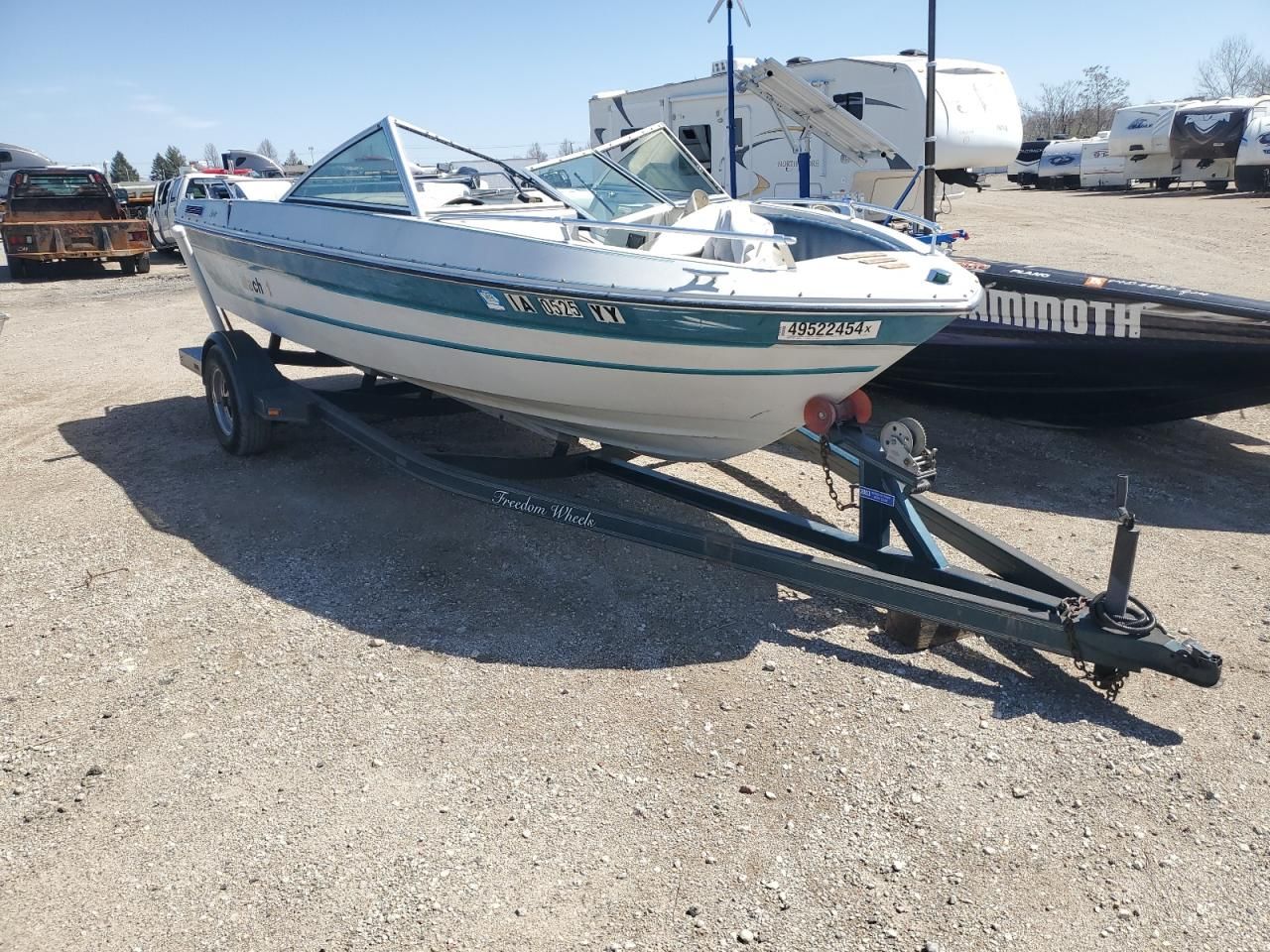 1989 Mach Boat Wtrlr For Sale in Des Moines, IA Lot #49522***