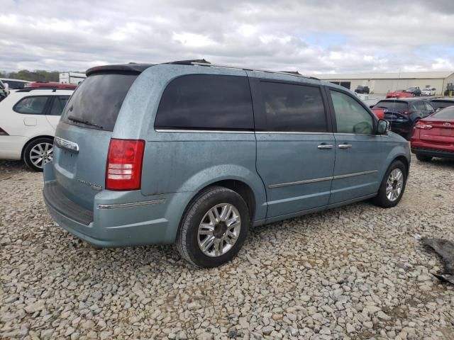 2009 Chrysler Town & Country Limited