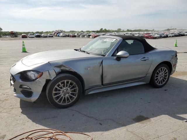 2017 Fiat 124 Spider Classica