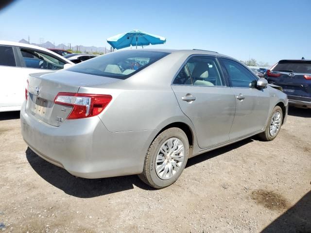 2014 Toyota Camry Hybrid