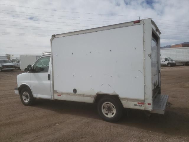 2009 GMC Savana Cutaway G3500