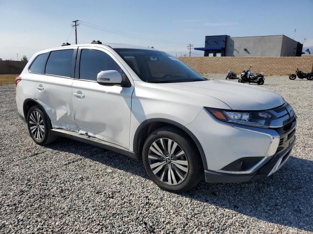 2019 Mitsubishi Outlander SE