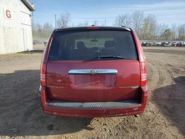 2010 Chrysler Town & Country Touring