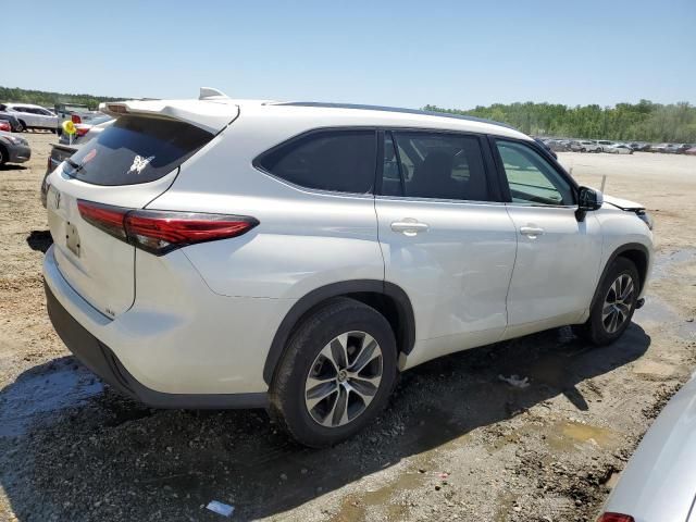 2020 Toyota Highlander XLE