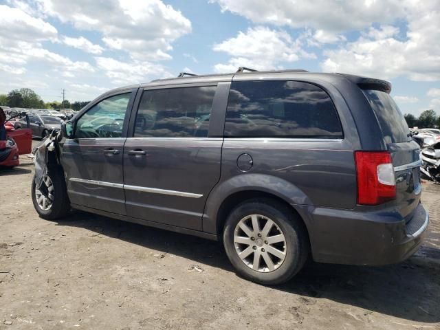 2016 Chrysler Town & Country Touring