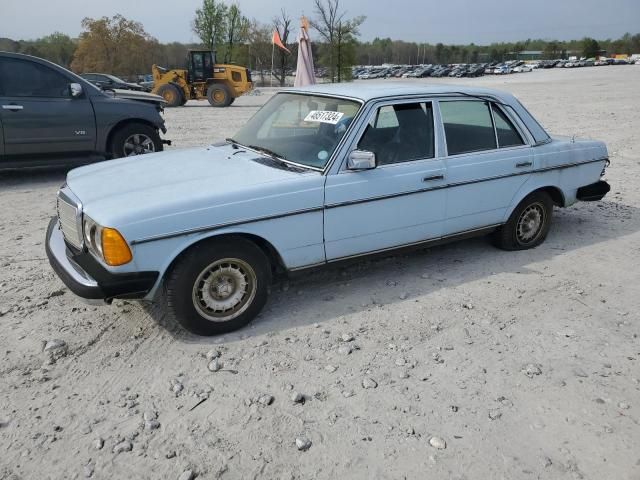 1977 Mercedes-Benz 300-Class