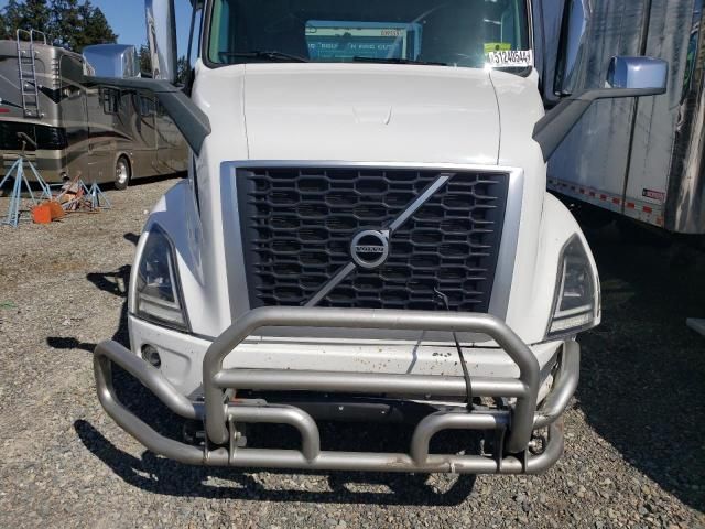 2019 Volvo VNR