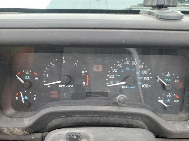 2000 Jeep Wrangler / TJ SE