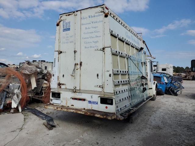 2000 Freightliner Medium Conventional FL60