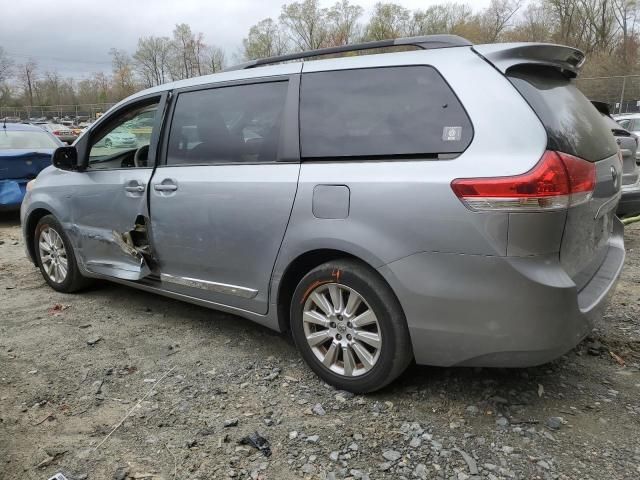 2014 Toyota Sienna XLE