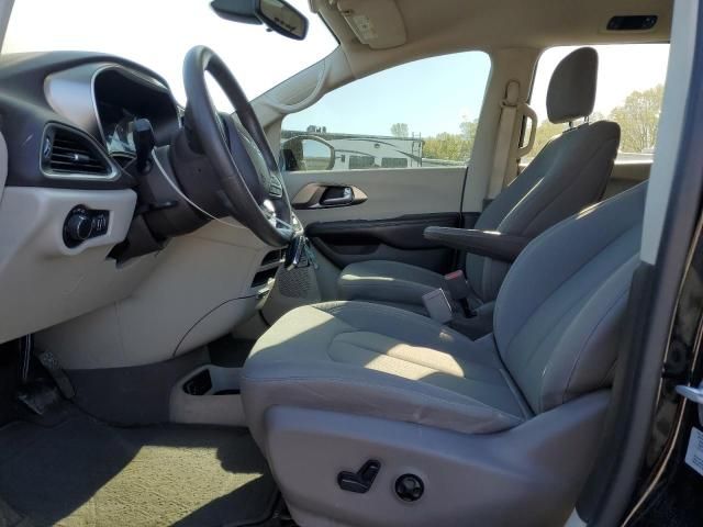 2017 Chrysler Pacifica LX