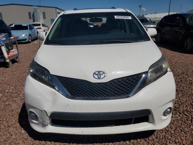 2014 Toyota Sienna Sport