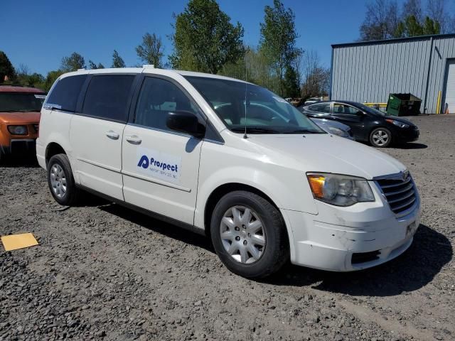 2010 Chrysler Town & Country LX