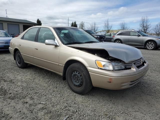 1999 Toyota Camry LE