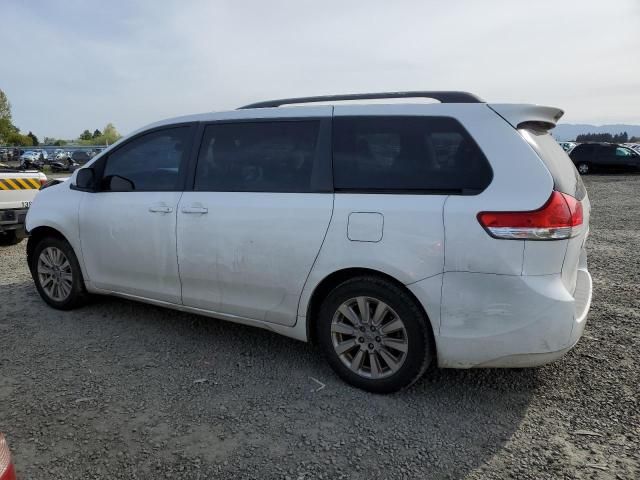 2011 Toyota Sienna XLE