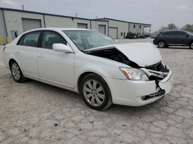 2005 Toyota Avalon XL