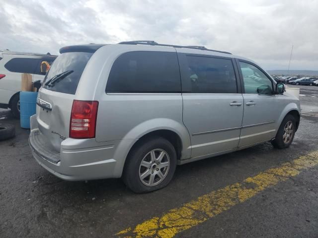 2010 Chrysler Town & Country Touring