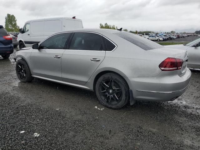 2013 Volkswagen Passat SEL