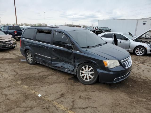 2014 Chrysler Town & Country Touring