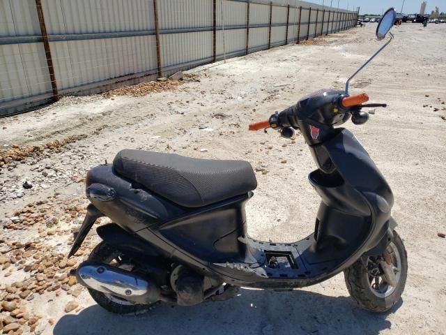 2020 Genuine Scooter Co. Buddy 125