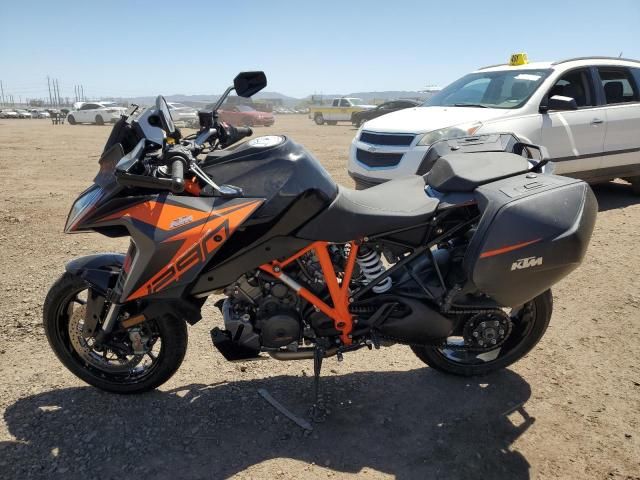 2020 KTM 1290 Super Duke GT