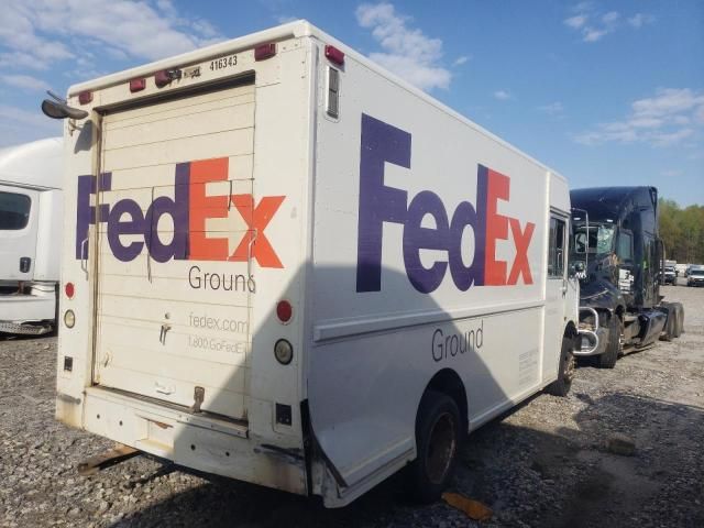 1999 Freightliner Chassis M Line WALK-IN Van