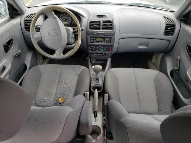 2004 Hyundai Accent GL