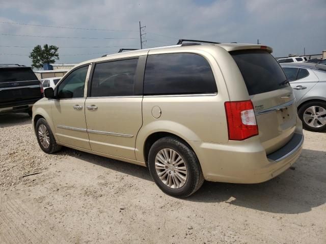 2012 Chrysler Town & Country Limited