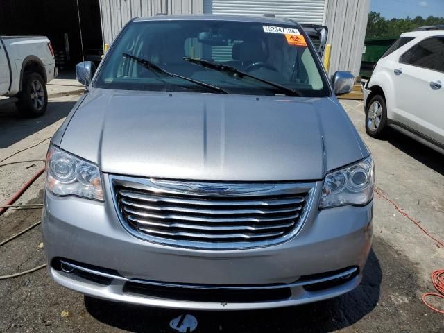 2014 Chrysler Town & Country Limited