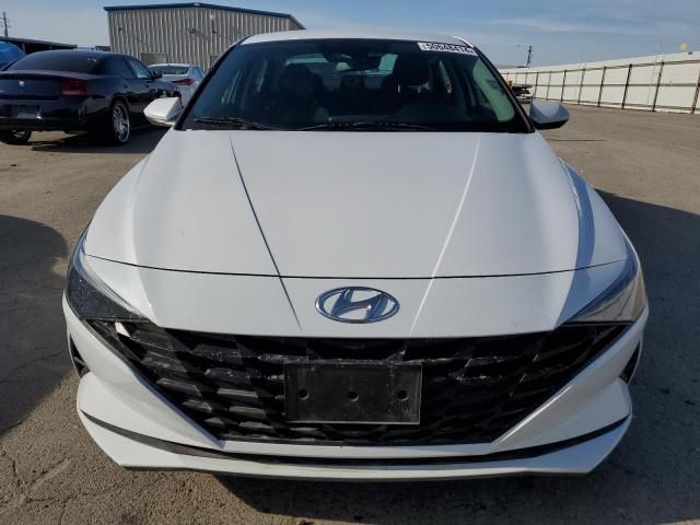 2021 Hyundai Elantra SE